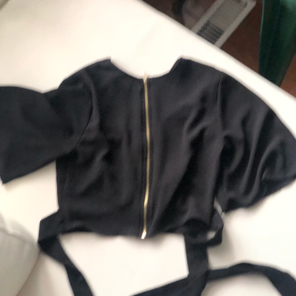 Crop blouse - Picture 2 of 2